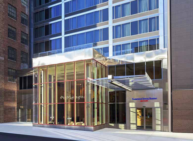 001_OK_EXT_Fairfield-Inn-_-Suites-New-York-Midtown-Manhattan_Penn-Station_008