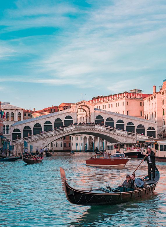 damiano-baschiera-hFXZ5cNfkOk-unsplash