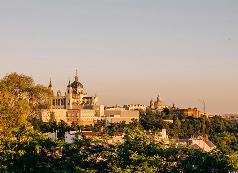 eduardo-rodriguez-7GWTKyvUjag-unsplash