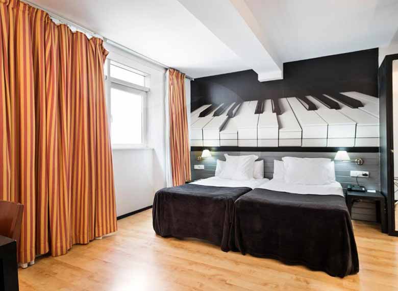 006_OK_EXT_Abba-Jazz-Hotel_010
