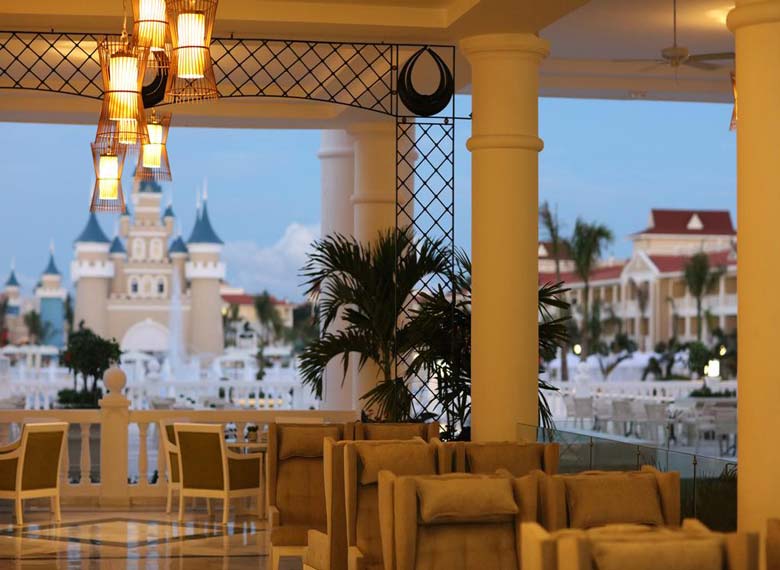 027_OK_EXT_LUXURY_BAHIA_PRINCIPE_FANTASIA_PUNTA_CANA_012