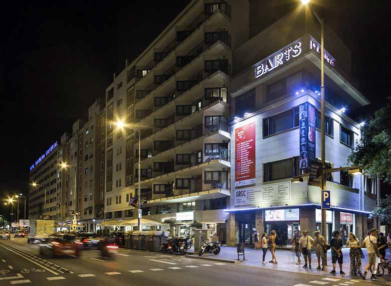 001_OK_EXT_Hotel-Best-Auto-Hogar_016