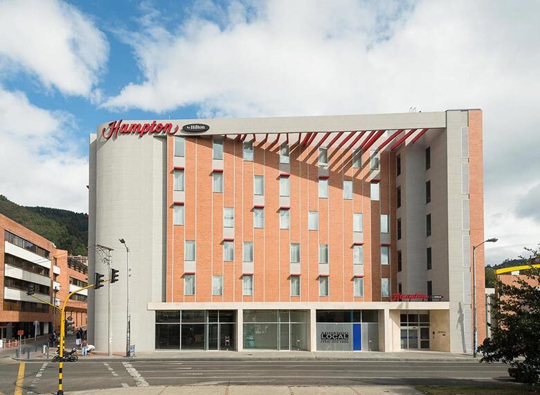 001_OK_EXT_HAMPTON-HILTON-BOGOTA-USAQUEN_006